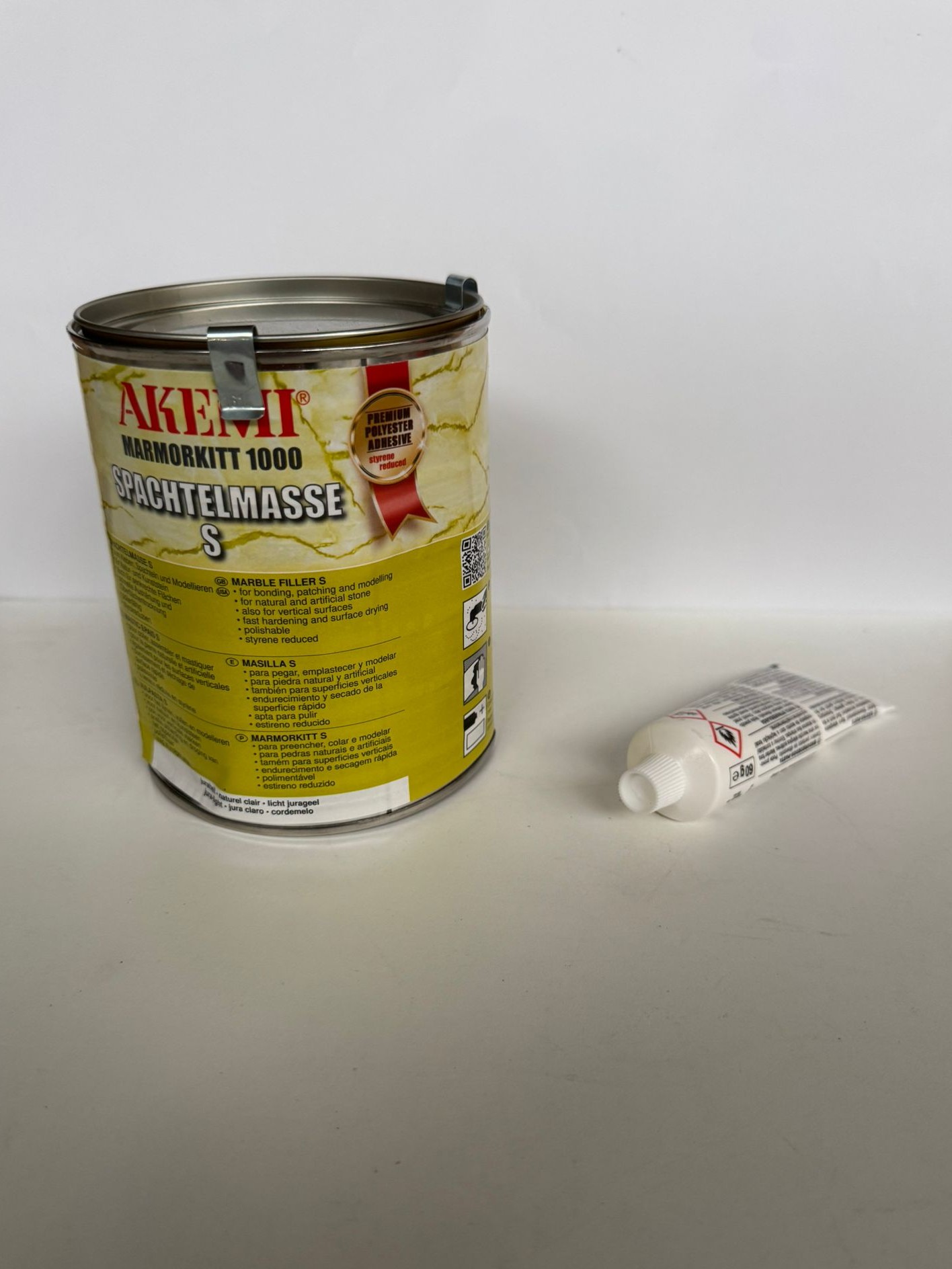 Akemi Marmorkitt 1000 S | jurahell | 1000 ml (Transportschaden)