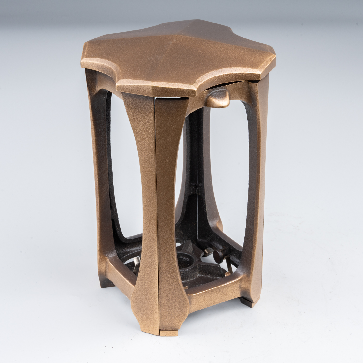 Laterne | Bronze | mittelbraun | 21,5 cm (gebraucht) Laterne | Bronze | mittelbraun | 21,5 cm (gebraucht)